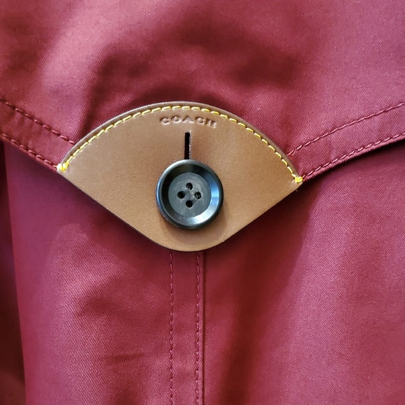JUST SOLD ELSEWHERE ❣️COACH Trench Coat - Picture 14 of 16